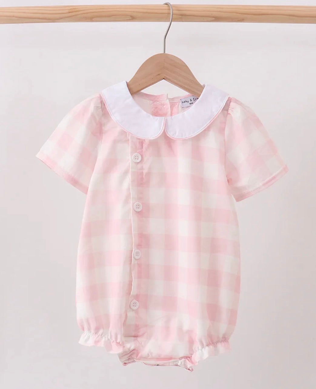 Pink gingham button bubble