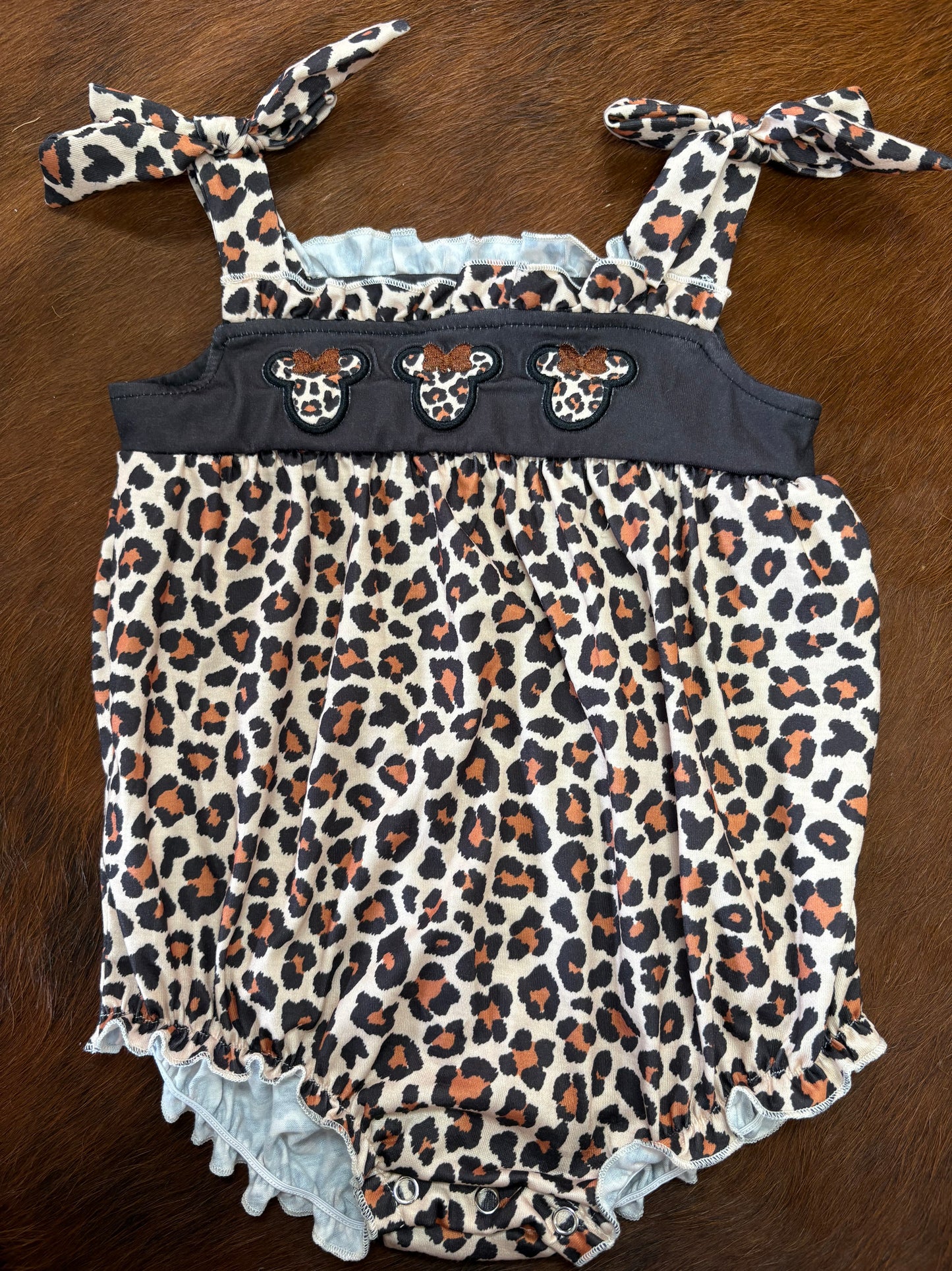 Minnie Mouse Cheetah Print Bubble