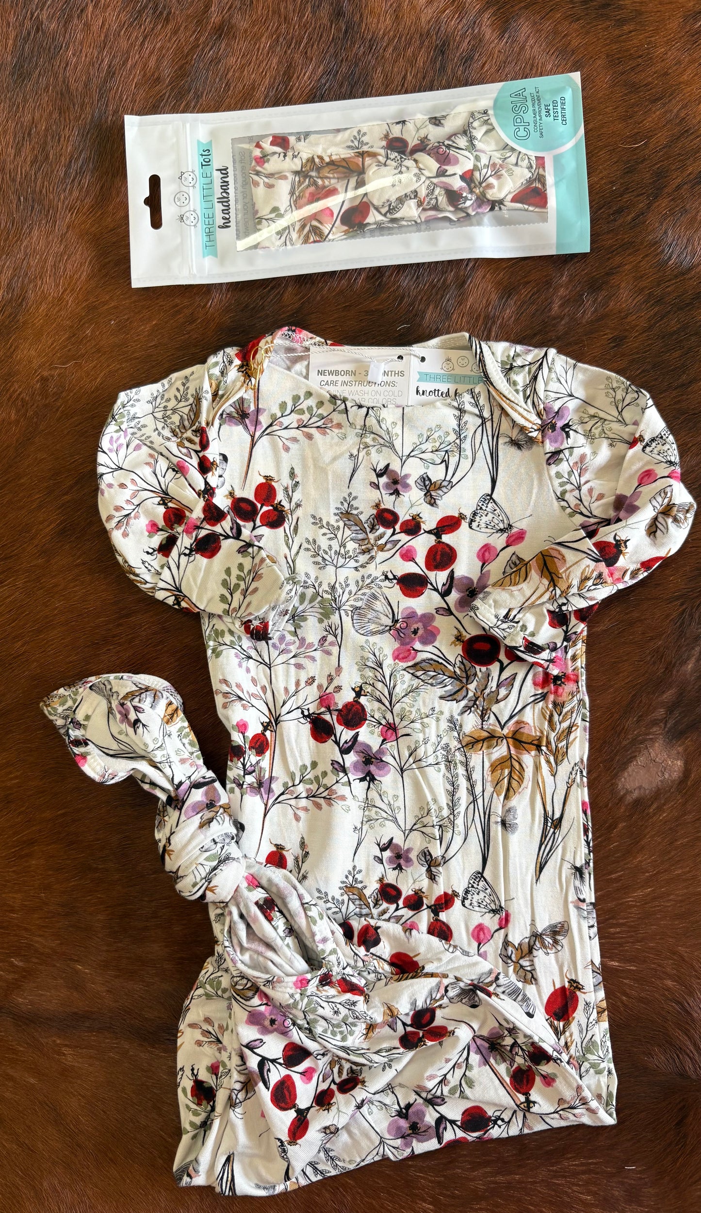 White floral knotted gown with bow
