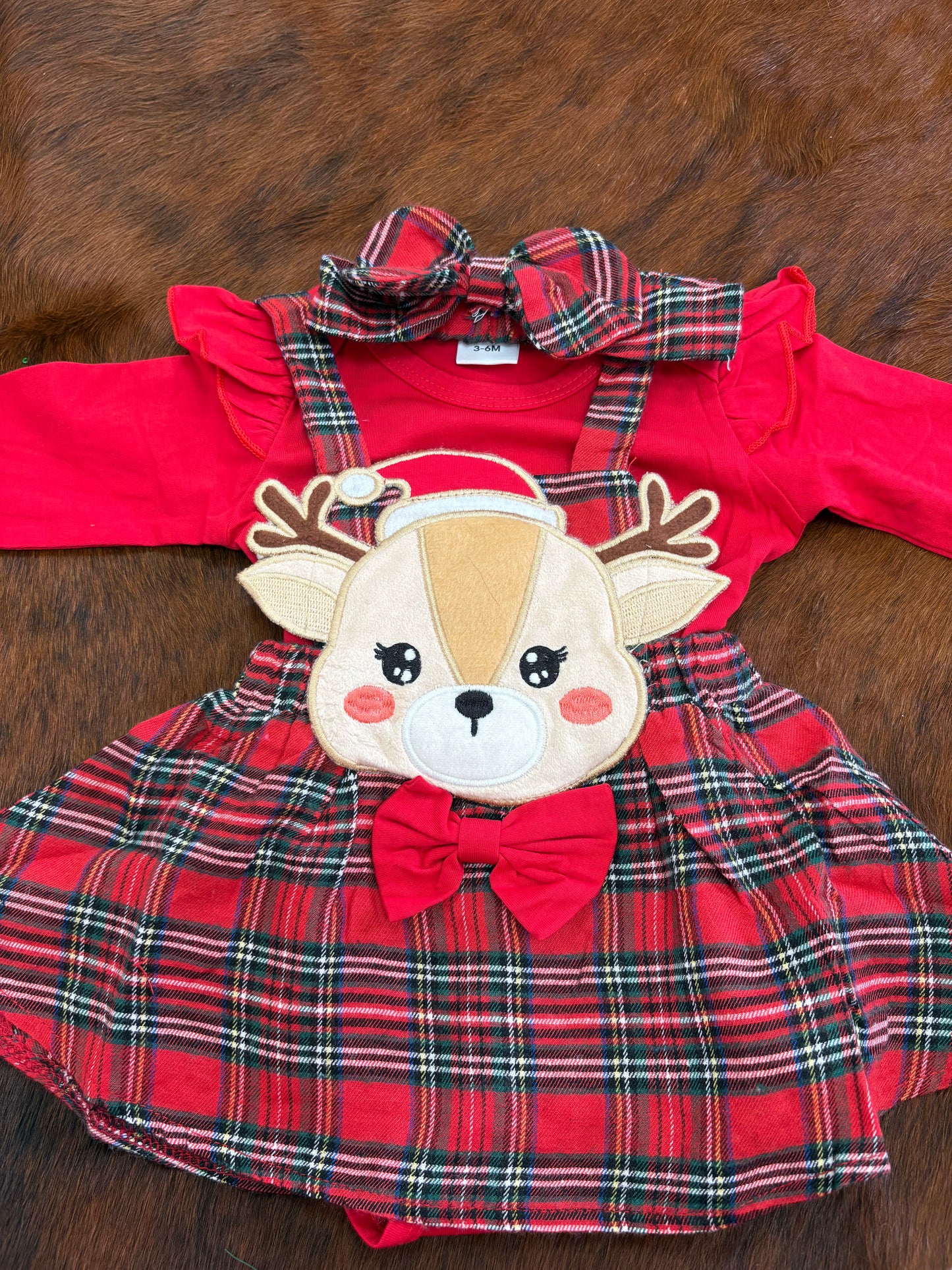 Baby raindeer outfit with bow