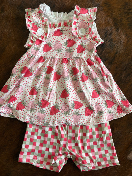 Strawberry checkered outfit set