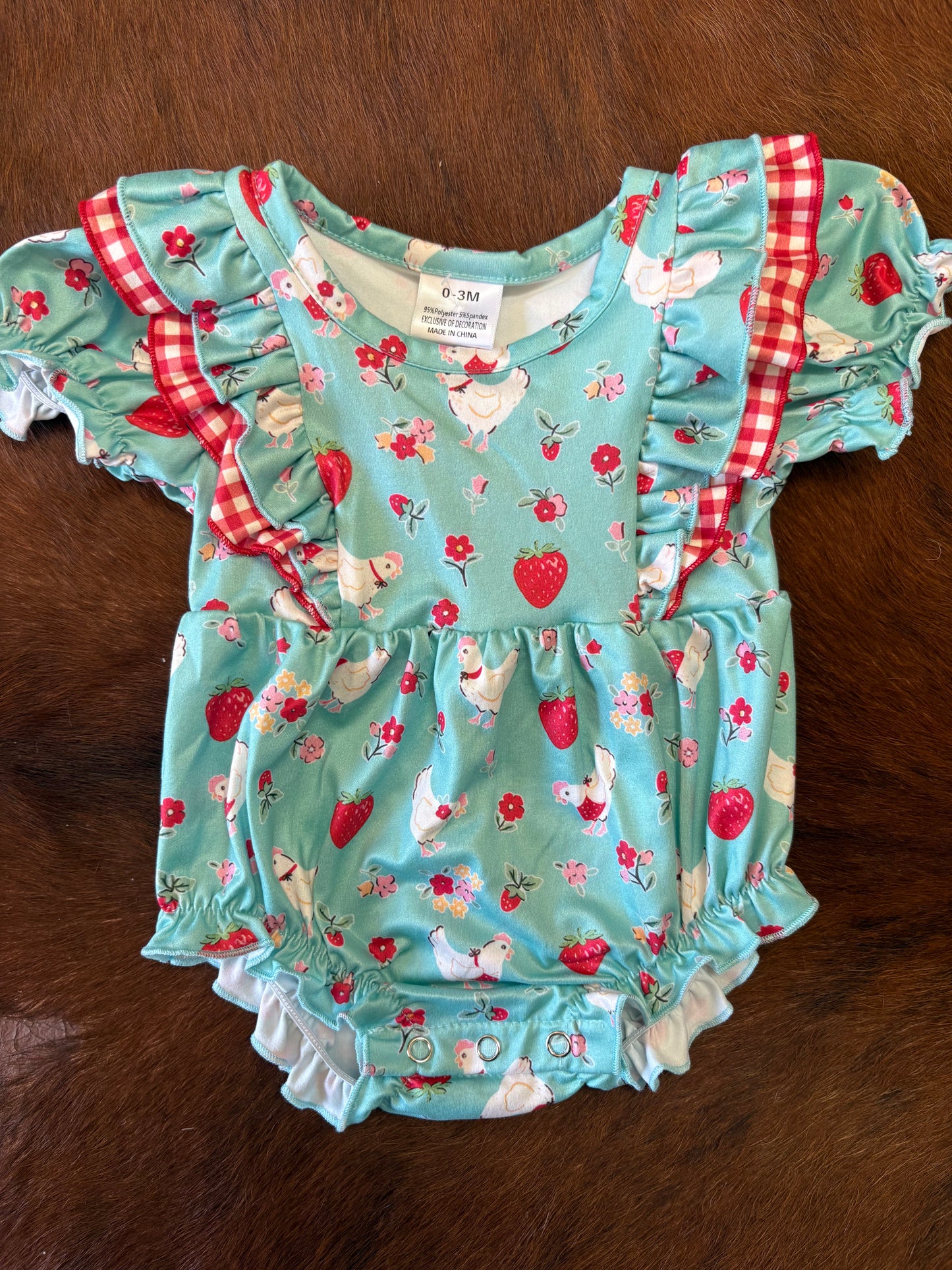 Chicken and strawberry plaid bubble