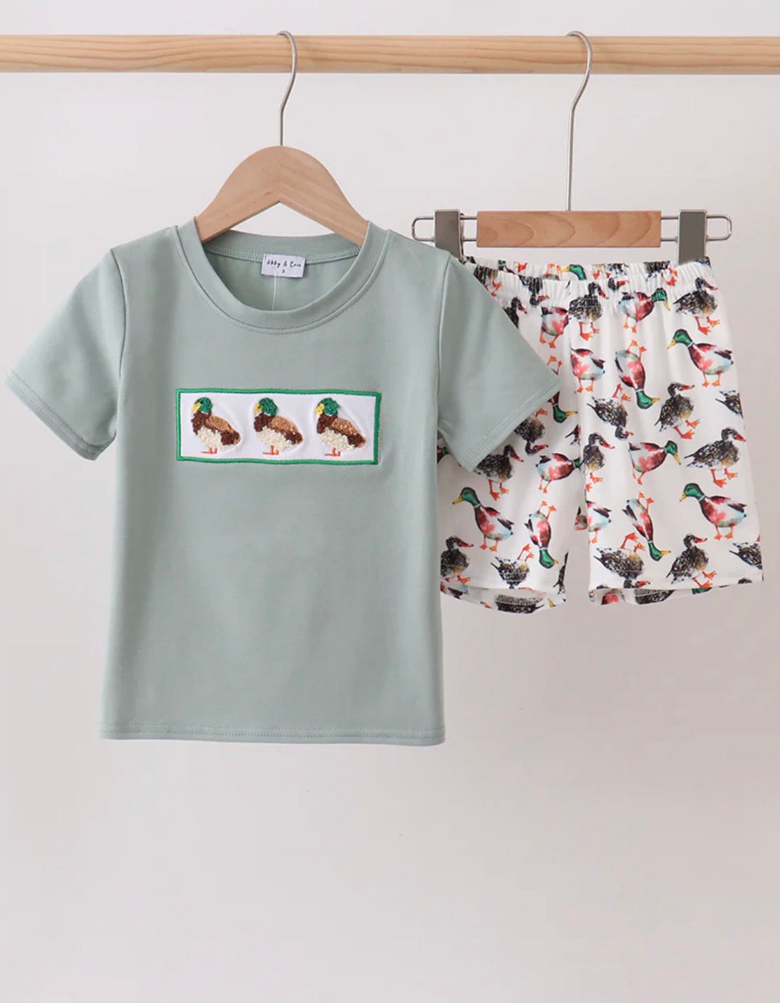 Boy duck short set