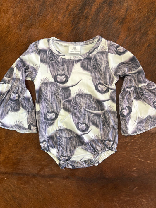 Highland cow flare sleeve onesie