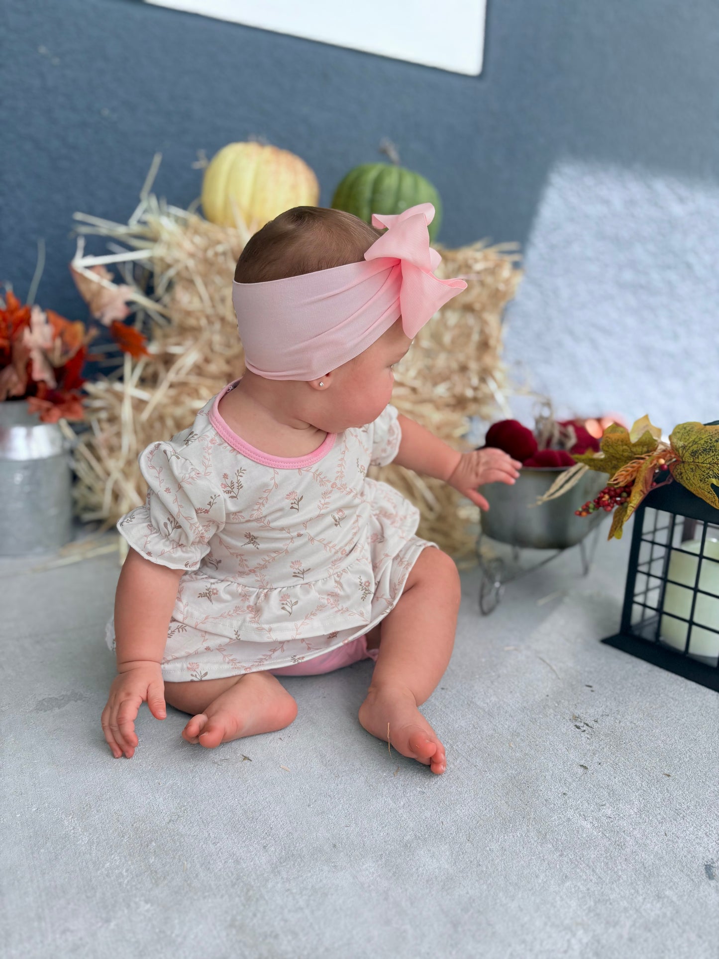 Floral ruffle shirt and diaper set