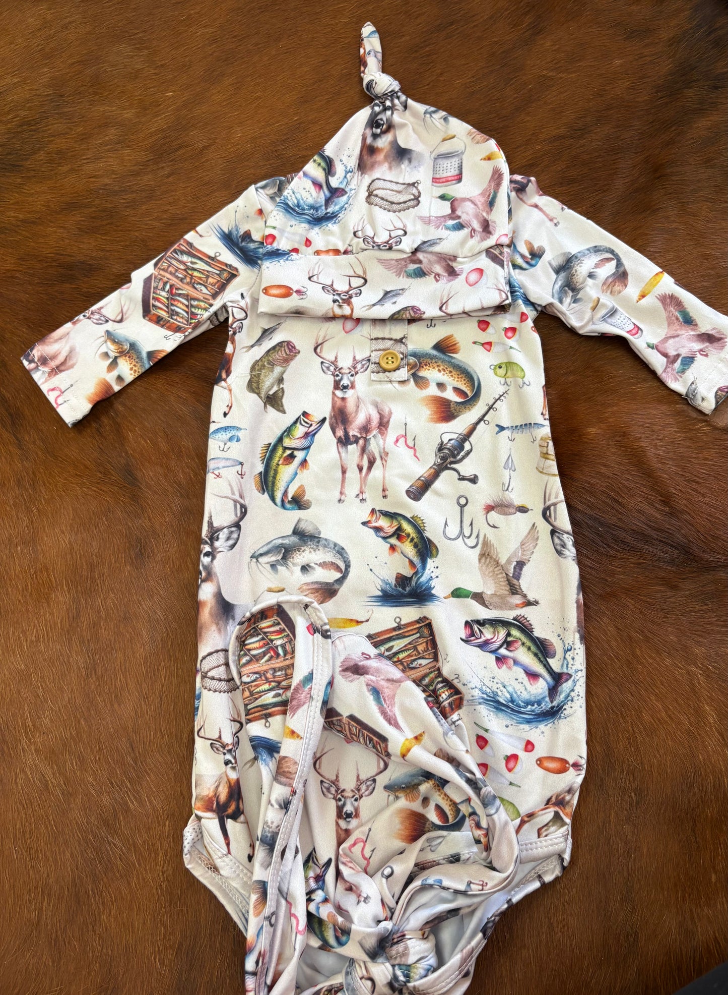 Hunt, fish, baby newborn knotted gown