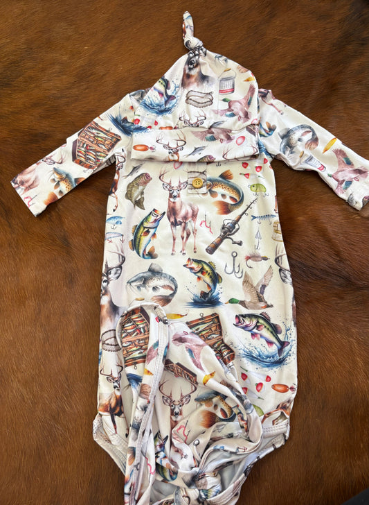 Hunt, fish, baby newborn knotted gown