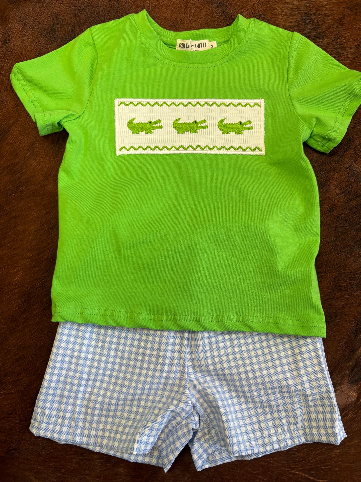 Alligator smocked outfit set